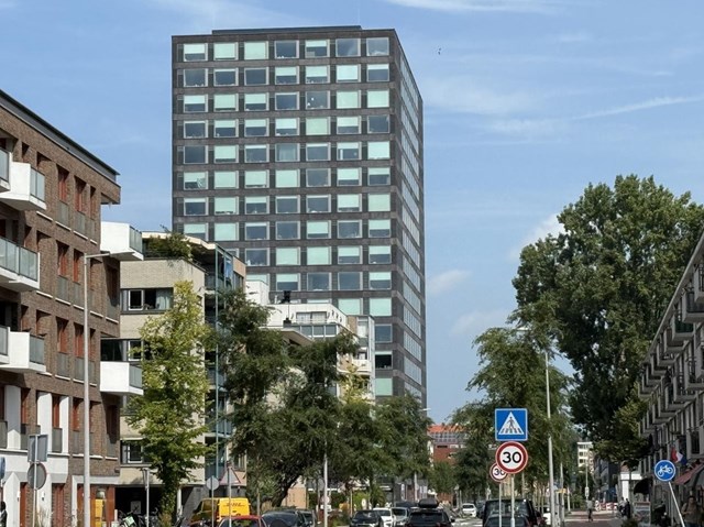 Foto 1: Amsterdam - August Allebéplein - Foto 1