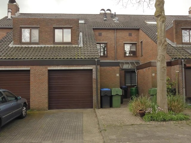 Foto 2: Leiden - Domela Nieuwenhuislaan - Foto 2