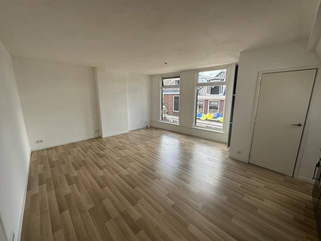 Foto 6: Grou - Hoofdstraat - Foto 6