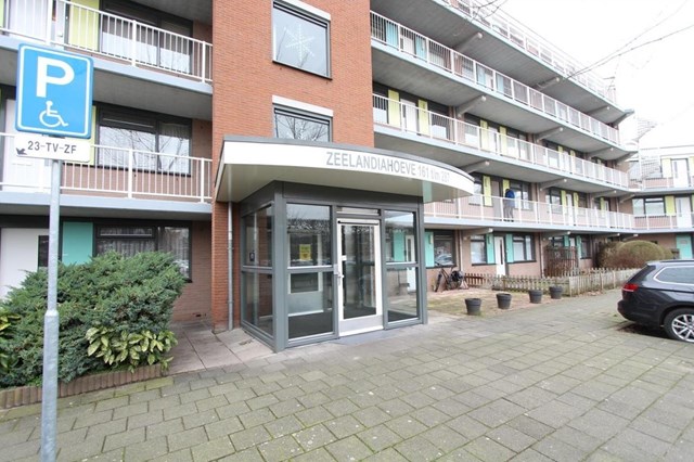 Foto 1: Amstelveen - Zeelandiahoeve - Foto 1