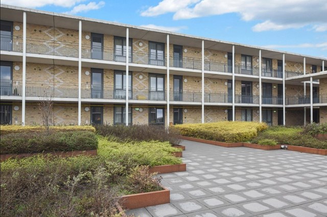 Foto 1: Apeldoorn - Operaplein - Foto 1