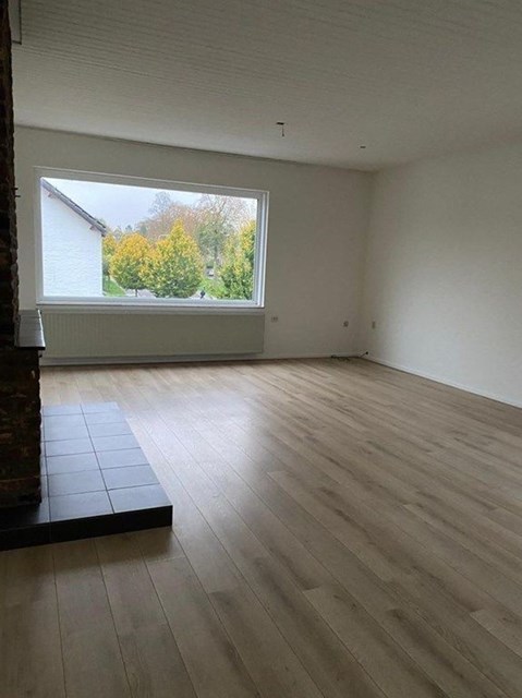 Foto 5: Geleen - Meeuwenlaan - Foto 5