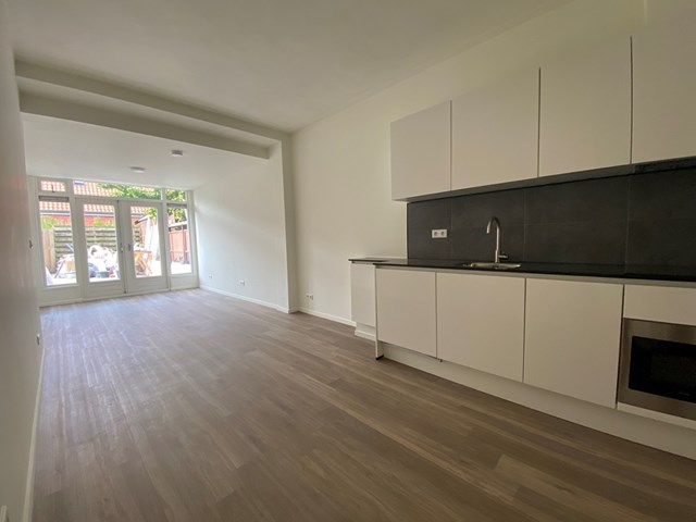 Foto 7: Groningen - Molukkenstraat - Foto 7