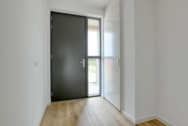 Foto 3: Nieuwegein - Fultonbaan - Foto 3