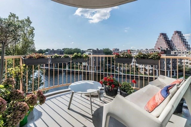 Foto 1: Amsterdam - Van Reigersbergenstraat - Foto 1