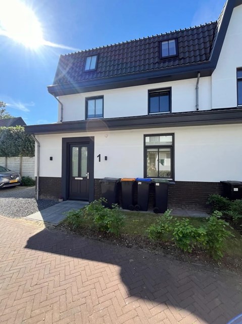 Foto 1: Bussum - Cornelis Van Norrenstraat - Foto 1