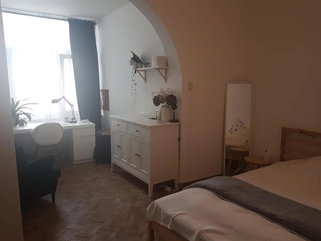 Foto 1: Maastricht - Sint Pieterstraat - Foto 1