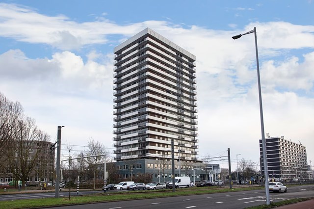 Foto 1: Utrecht - Van Weerden Poelmanlaan - Foto 1