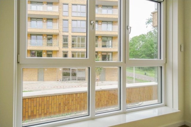Foto 6: Spijkenisse - Nachtegaalstraat - Foto 6