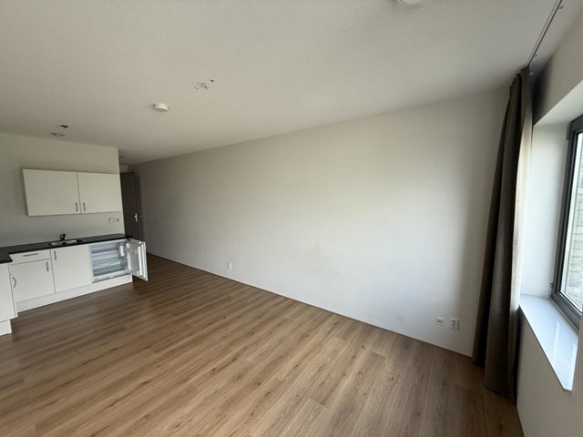 Foto 3: Amsterdam - Elizabeth Cady Stantonplein - Foto 3