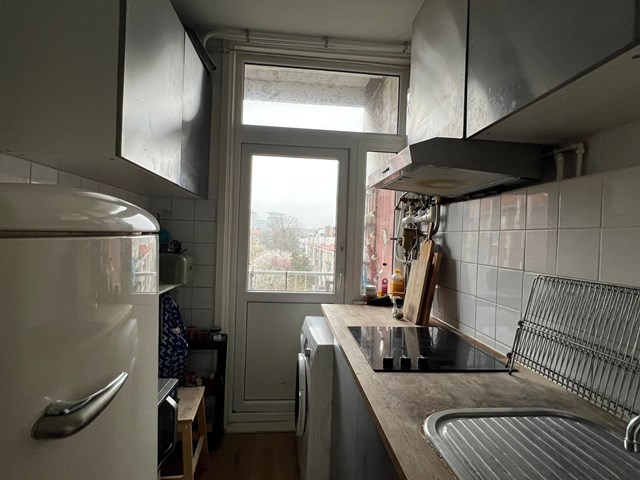 Foto 2: Amsterdam - Jan van Galenstraat - Foto 2
