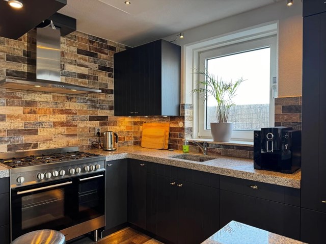 Foto 6: Den Haag - Gevers Deynootweg - Foto 6