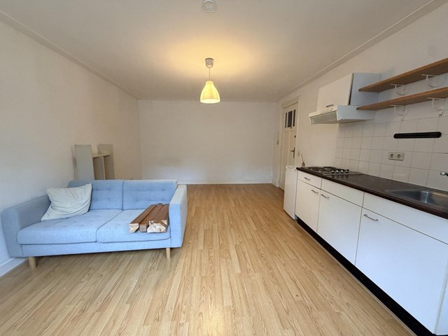 Foto 5: Utrecht - Schroeder van der Kolkstraat - Foto 5