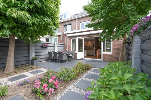 Foto 3: Breda - Witte de Withweg - Foto 3