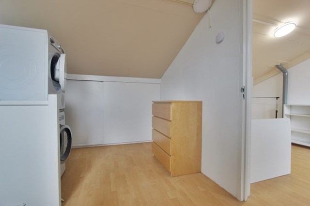 Foto 2: Almere - Delacroixstraat - Foto 2