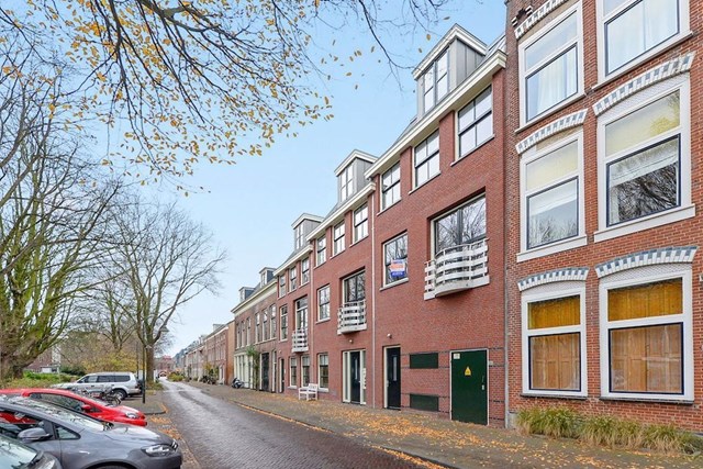 Foto 6: Delft - Zuiderstraat - Foto 6