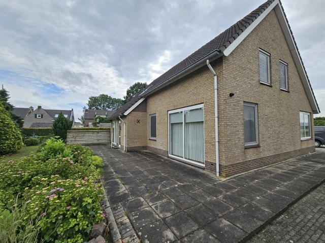 Foto 1: Lith - Meester van Coothstraat - Foto 1
