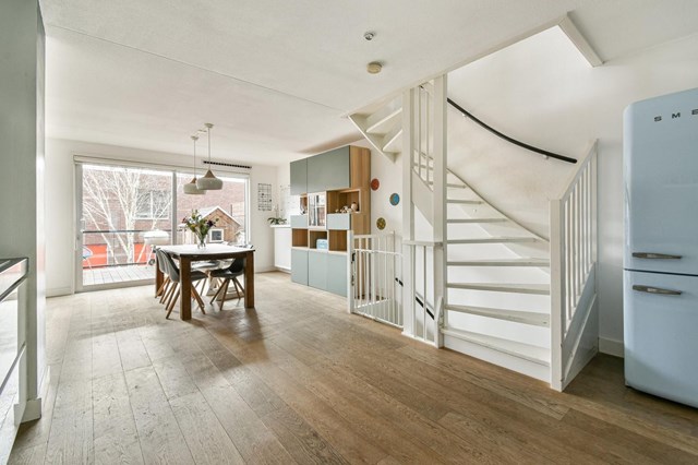 Foto 2: Amsterdam - Maria Austriastraat - Foto 2