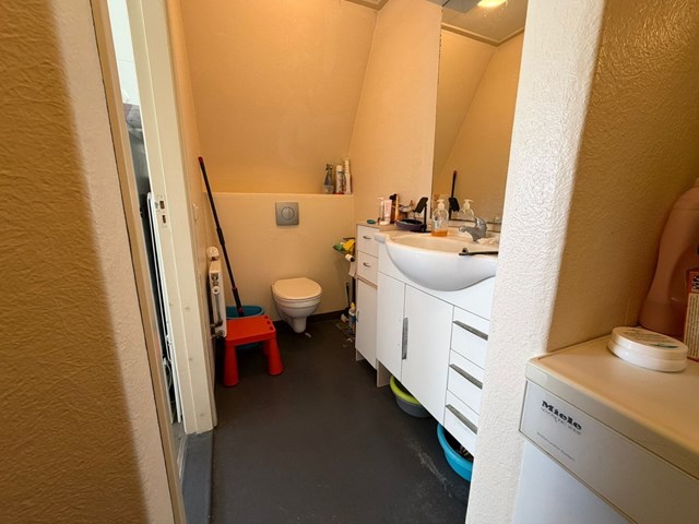 Foto 7: Groningen - Oosterhamriklaan - Foto 7