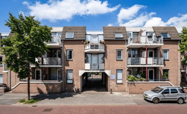 Foto 3: Rijen - Pastoor Gillisstraat - Foto 3