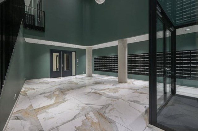 Foto 3: Amsterdam - Bijlmerplein - Foto 3