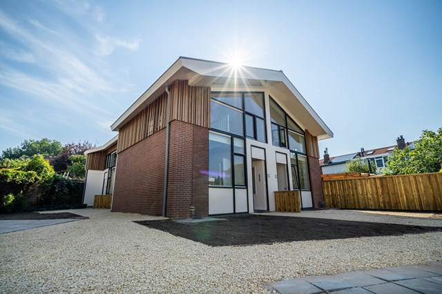 Foto 2: Leiden - Carneoolstraat - Foto 2