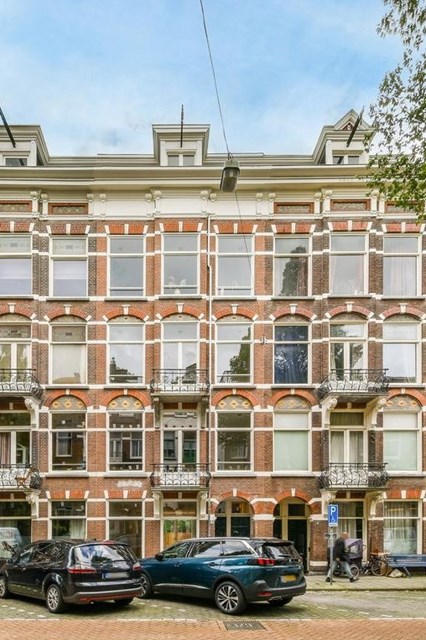 Foto 1: Amsterdam - Tweede Helmersstraat - Foto 1