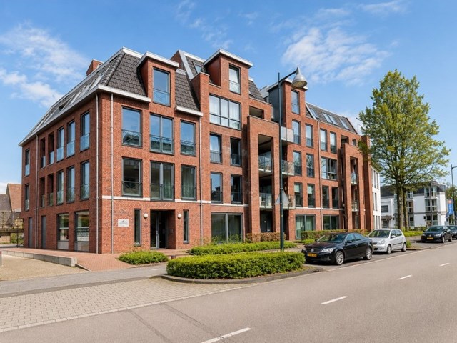 Foto 1: Apeldoorn - Kerklaan - Foto 1