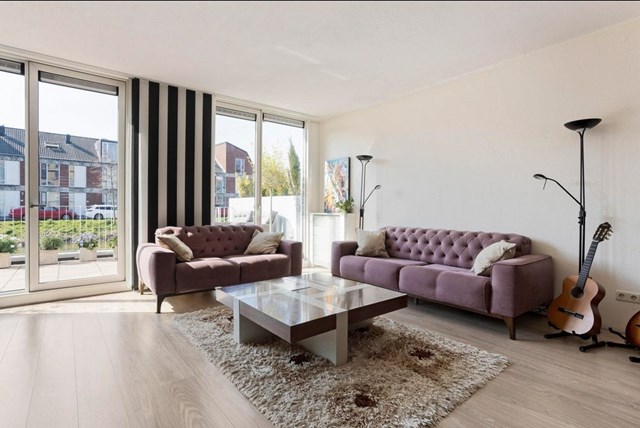 Foto 6: Den Haag - Van Baaklaan - Foto 6