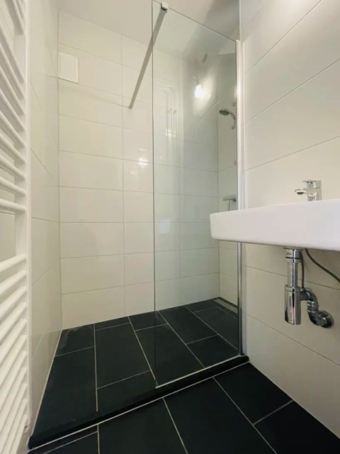 Foto 2: Den Haag - Juliana van Stolberglaan - Foto 2