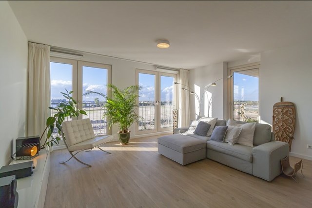 Foto 2: Amsterdam - Mary van der Sluisstraat - Foto 2