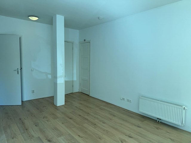 Foto 4: Amsterdam - Van Bossestraat - Foto 4