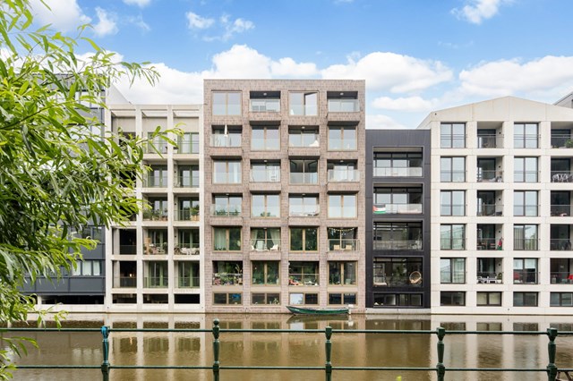 Foto 1: Amsterdam - Willem Parelstraat - Foto 1