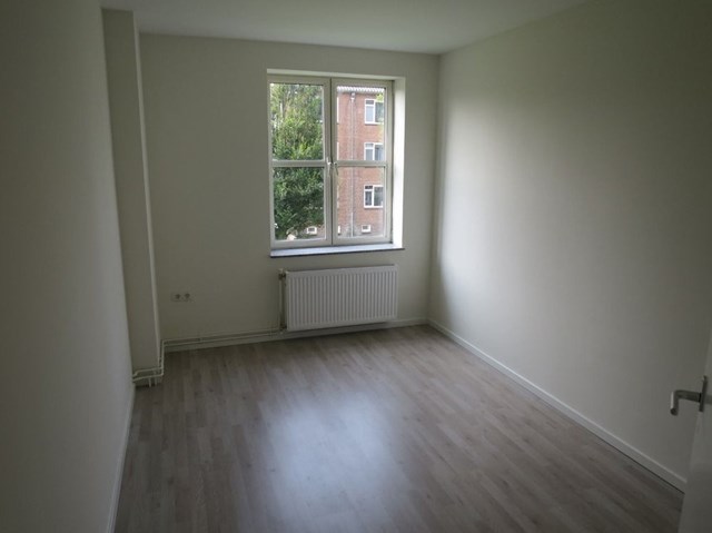 Foto 7: Deventer - Herman Boerhaavelaan - Foto 7