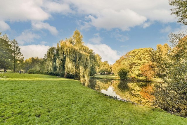 Foto 2: Amsterdam - Coöperatiehof - Foto 2