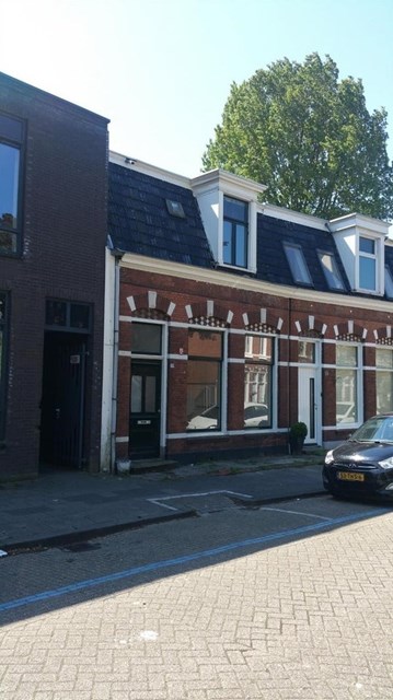 Foto 2: Leeuwarden - Elizabethstraat - Foto 2