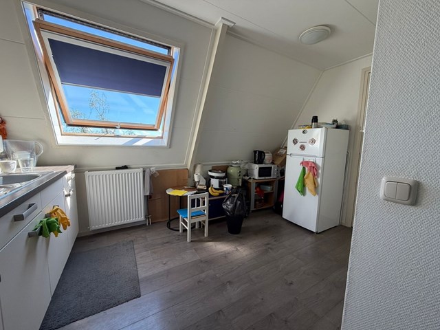 Foto 6: Groningen - Oosterhamriklaan - Foto 6