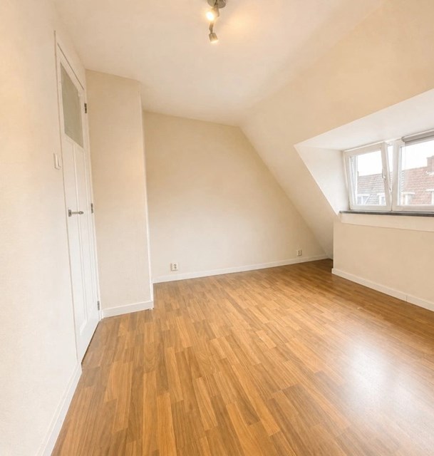 Foto 2: Rotterdam - Bonaventurastraat - Foto 2