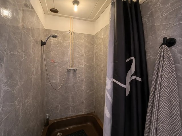 Foto 2: Rotterdam - Diergaardesingel - Foto 2