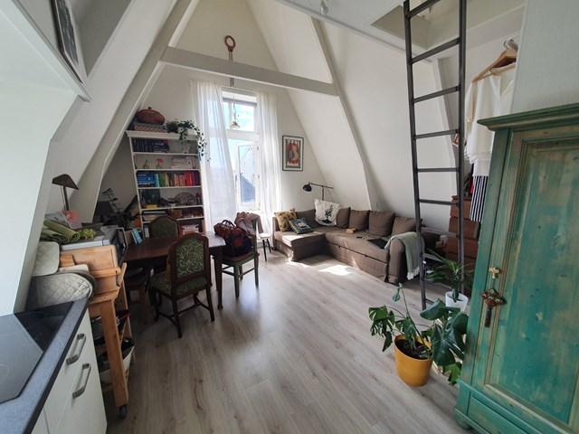 Foto 2: Groningen - Ubbo Emmiusstraat - Foto 2