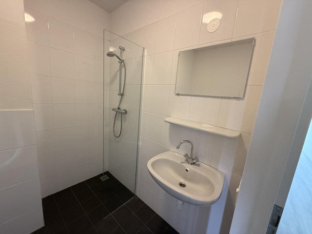 Foto 4: Amsterdam - August Allebeplein - Foto 4