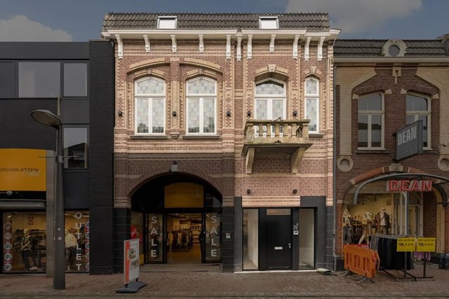 Foto 2: Weert - Langstraat - Foto 2