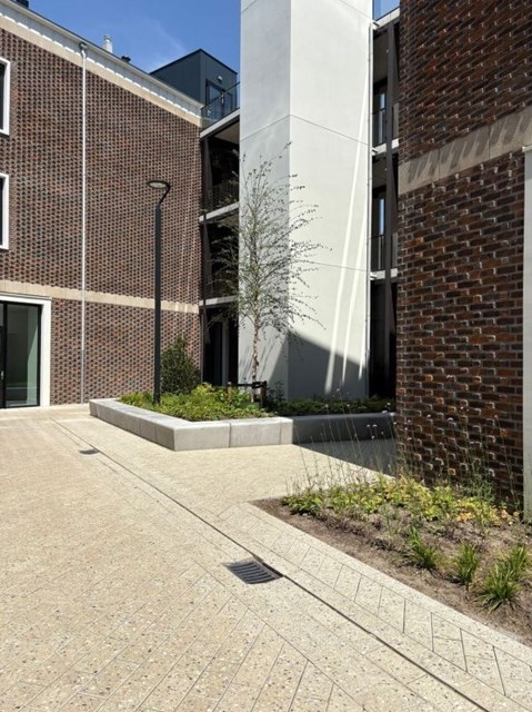 Foto 2: Eindhoven - Deken van Somerenstraat - Foto 2