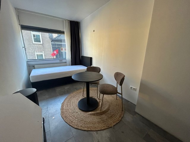 Foto 1: Eindhoven - Begijnenhof - Foto 1