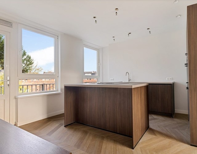 Foto 6: Amstelveen - Thorbeckelaan - Foto 6