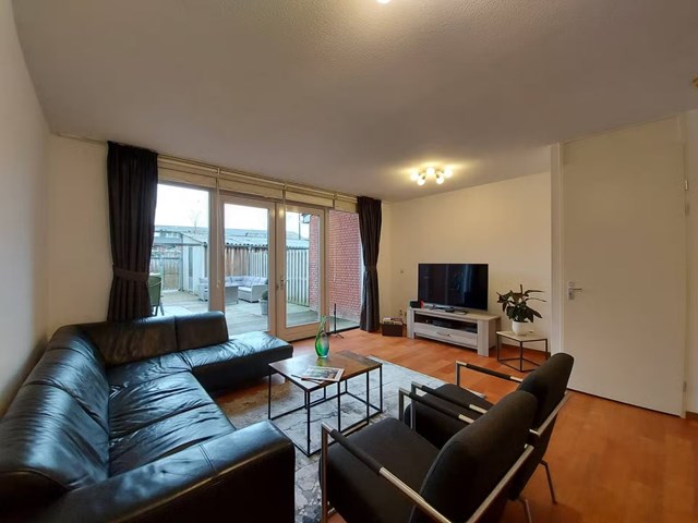 Foto 5: Rotterdam - Laan van Avant Garde - Foto 5