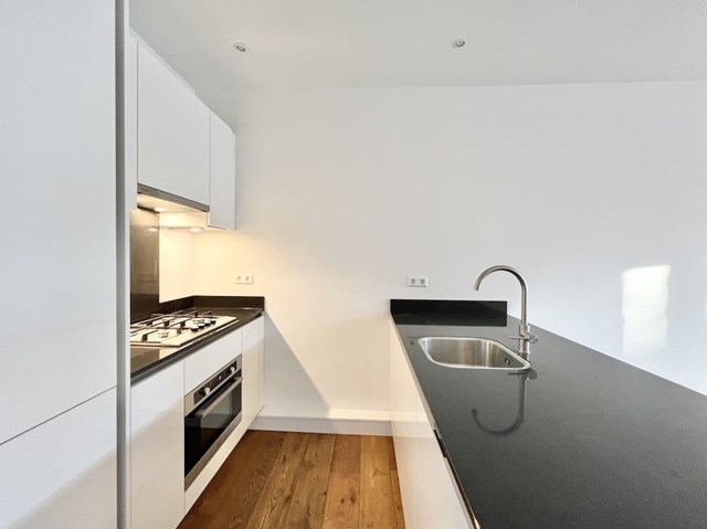 Foto 6: Amsterdam - Van Woustraat - Foto 6