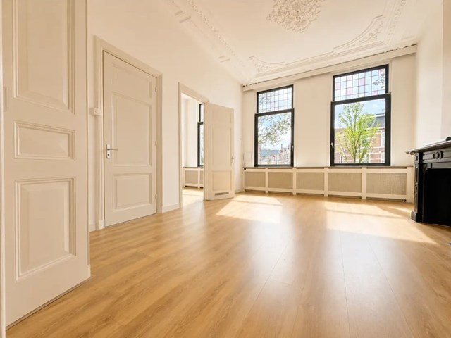 Foto 2: Den Haag - Laan van Meerdervoort - Foto 2