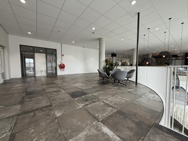 Foto 2: Amsterdam - Elizabeth Cady Stantonplein - Foto 2