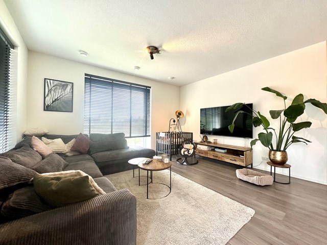 Foto 2: Den Haag - Escamplaan - Foto 2